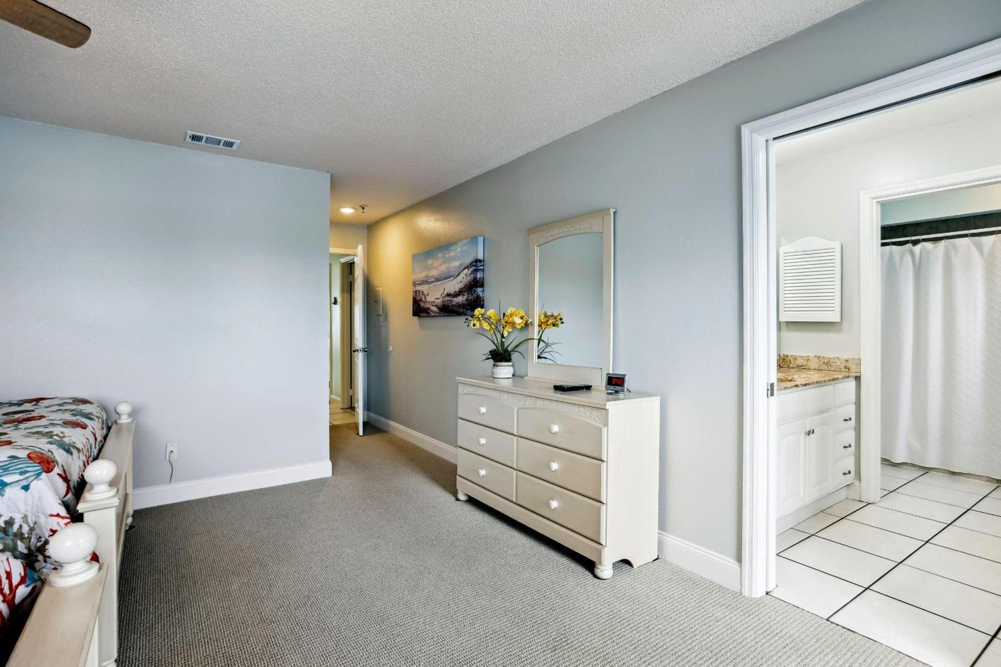 Sea Breeze 401 St. Pete Beach Exterior foto