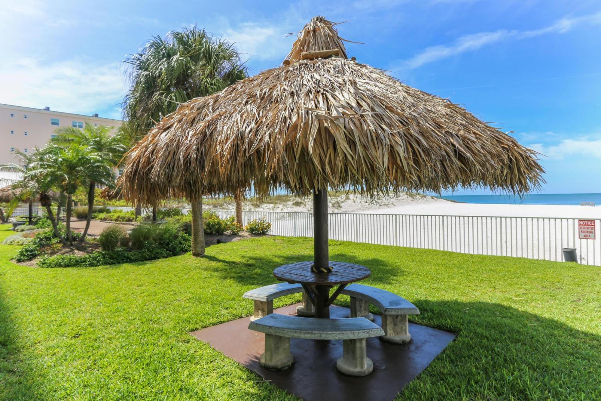 Sea Breeze 401 St. Pete Beach Exterior foto