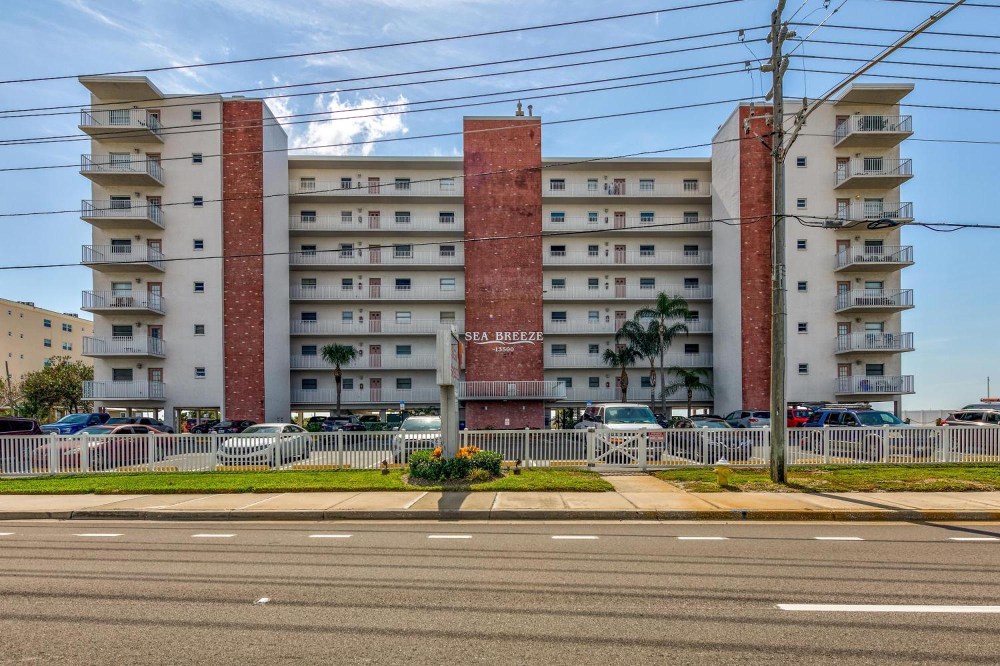Sea Breeze 401 St. Pete Beach Exterior foto