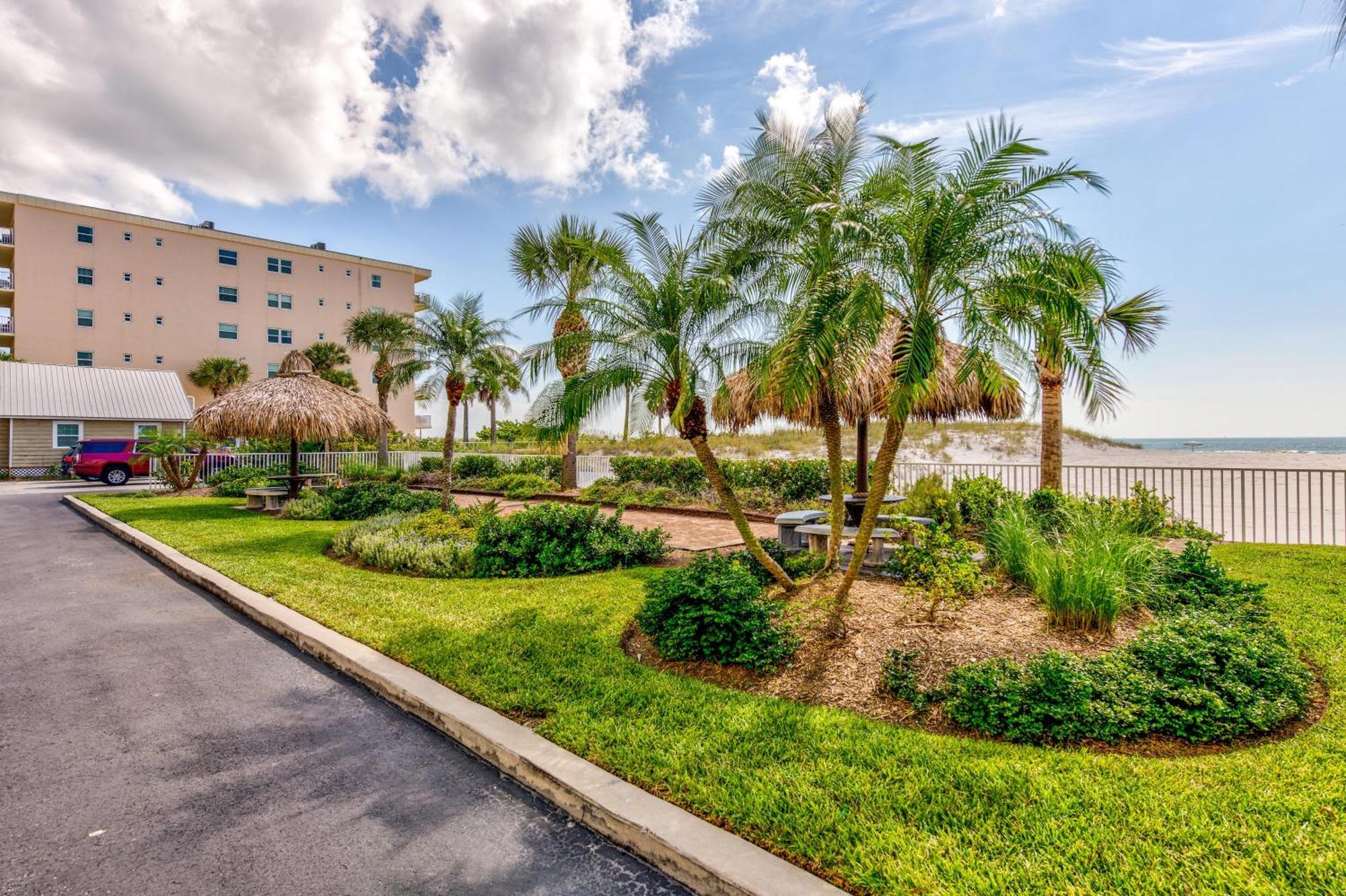 Sea Breeze 401 St. Pete Beach Exterior foto