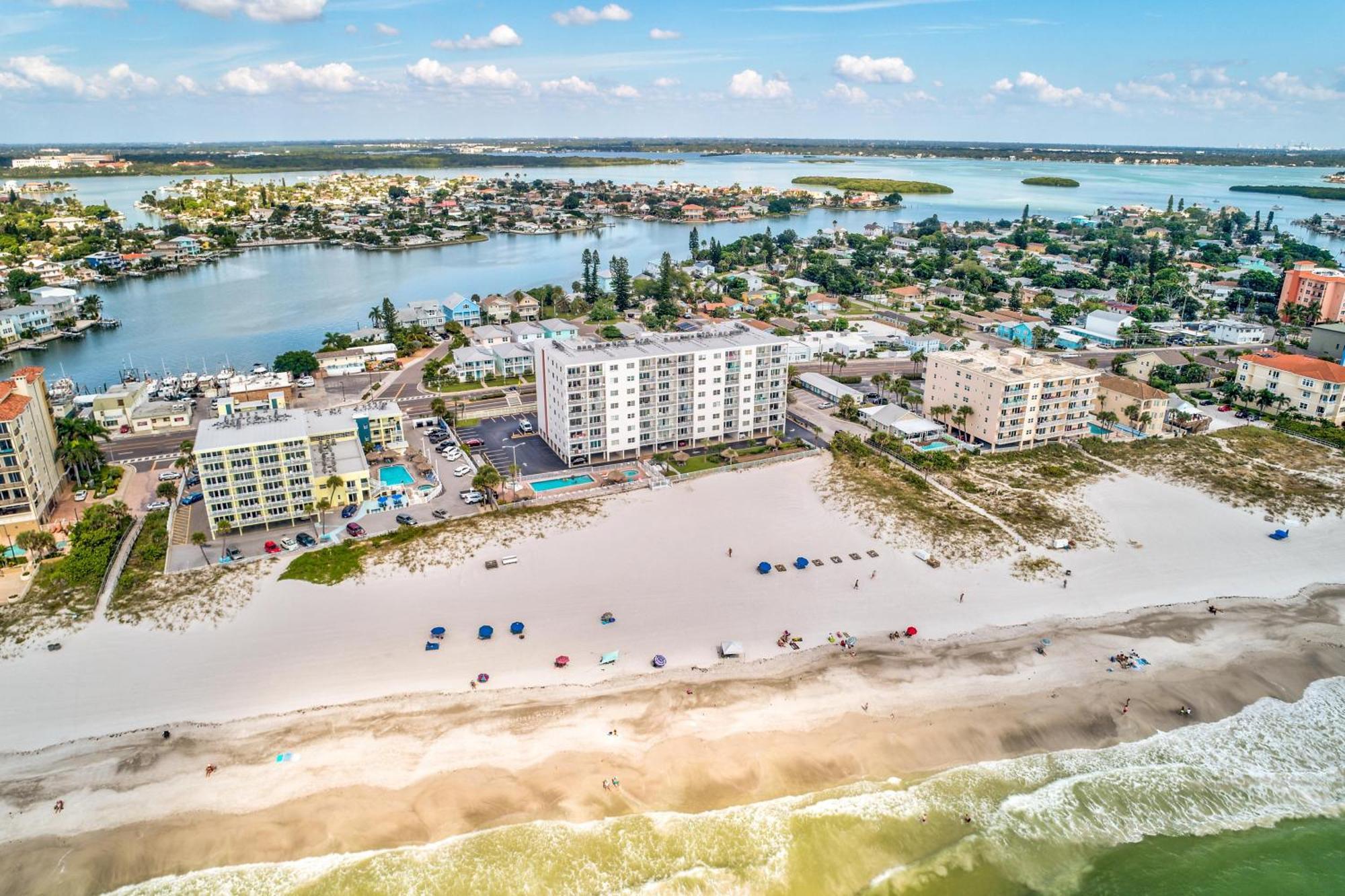 Sea Breeze 401 St. Pete Beach Exterior foto